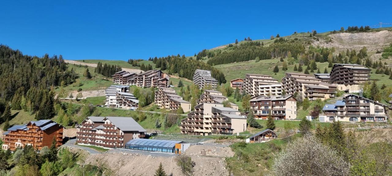 Les Iris T2 Station Alpe Huez Appartement Auris Buitenkant foto